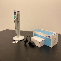 Eppendorf Xplorer Plus pipette image 0